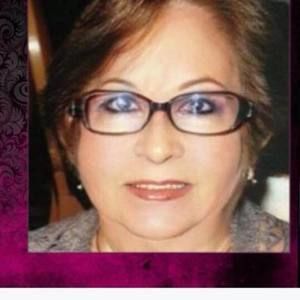 Meet your Posher, Myrna